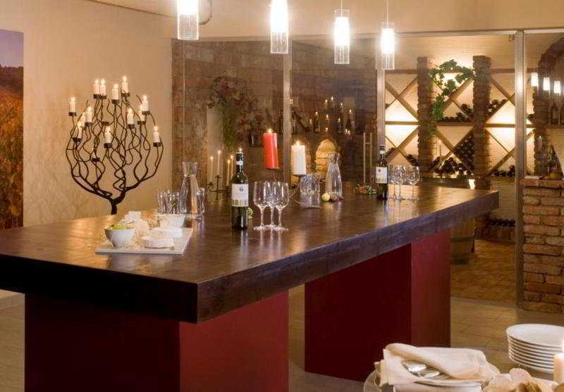 Lambrechterhof - Das Naturparkhotel Санкт Ламбрехт Ресторант снимка