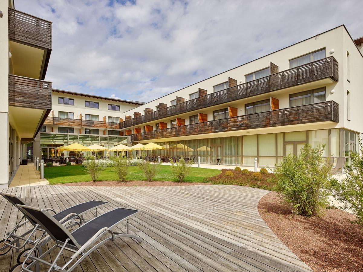 Lambrechterhof - Das Naturparkhotel Санкт Ламбрехт Екстериор снимка