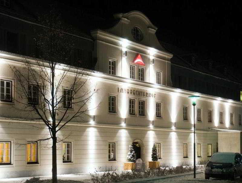 Lambrechterhof - Das Naturparkhotel Санкт Ламбрехт Екстериор снимка